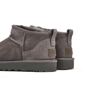 מגפי UGG לנשים דגם Classic Ultra Mini